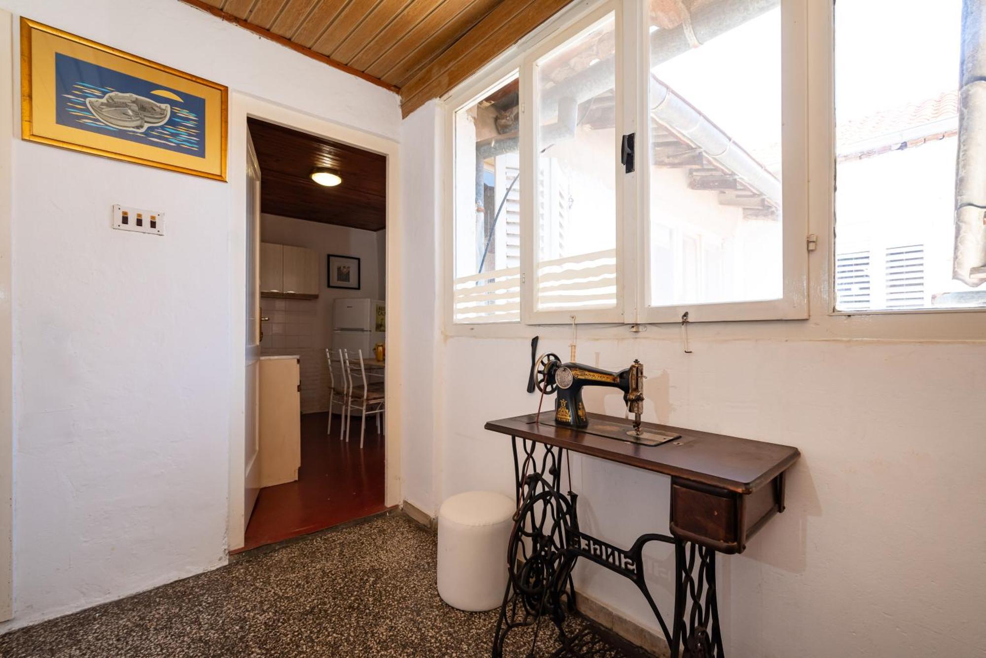 Timeless Antique Old Town With Terrace Apartment Zadar Exterior photo